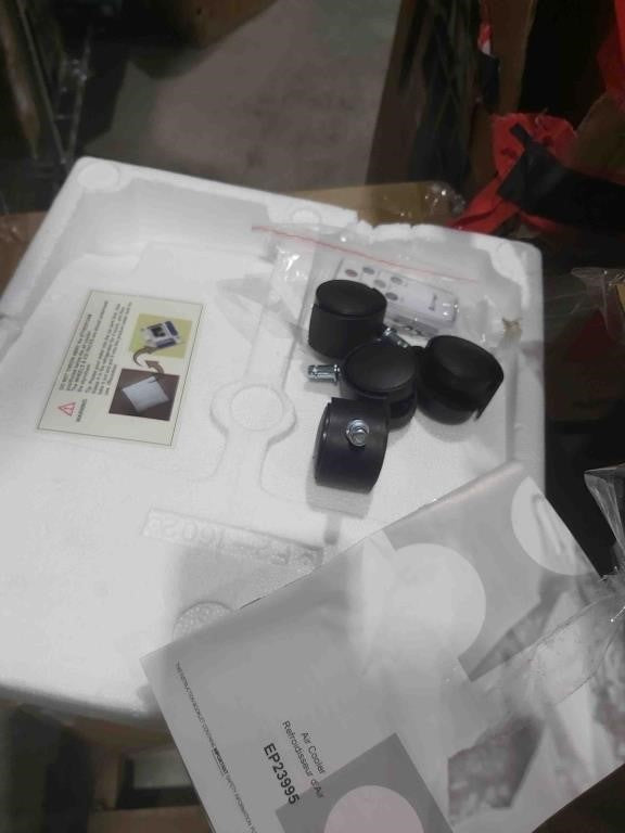 Portable Cooling Fan with Remote Control, 3-Mode, 3-Speed and 7.5H Timer Function