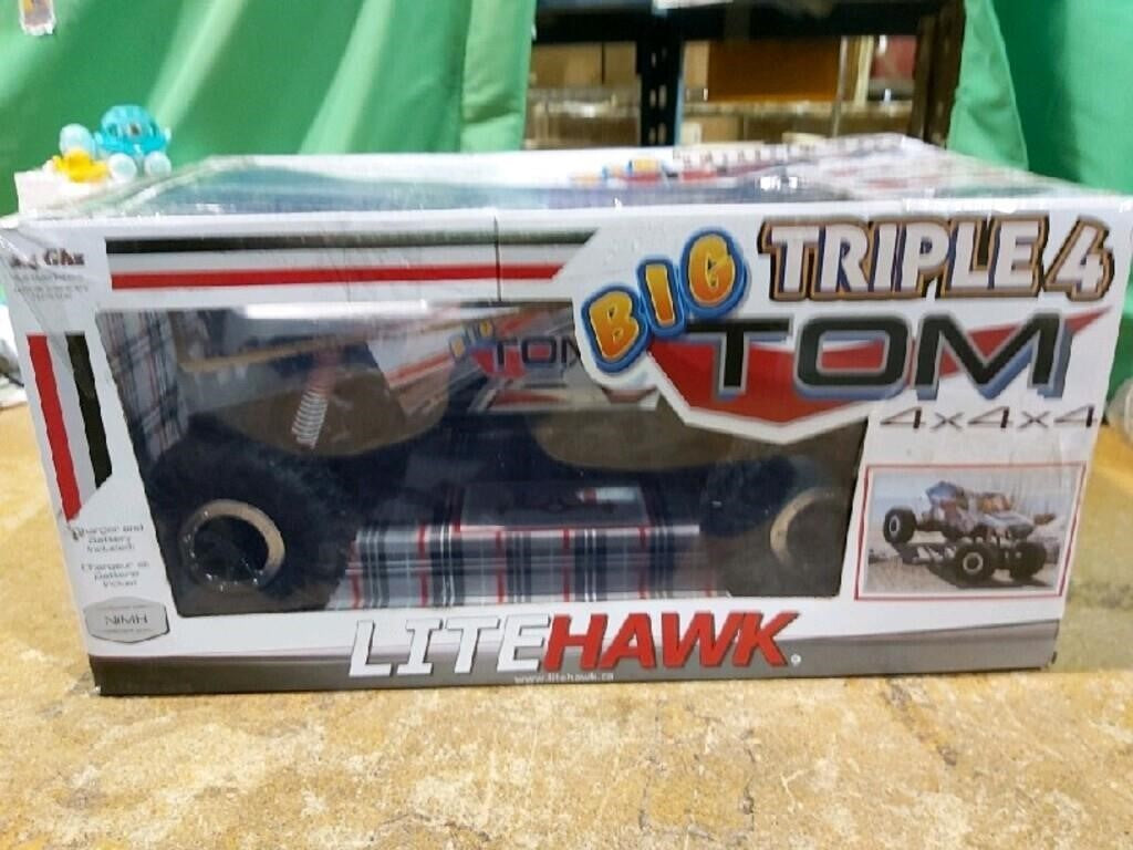 LiteHawk Big Tom, Ages 6+