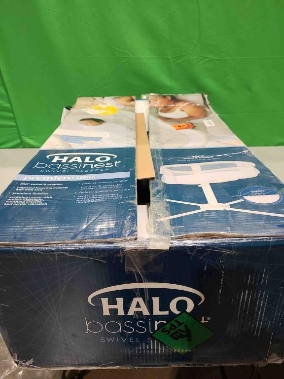 HALO BassiNest Swivel Sleeper - Essentia