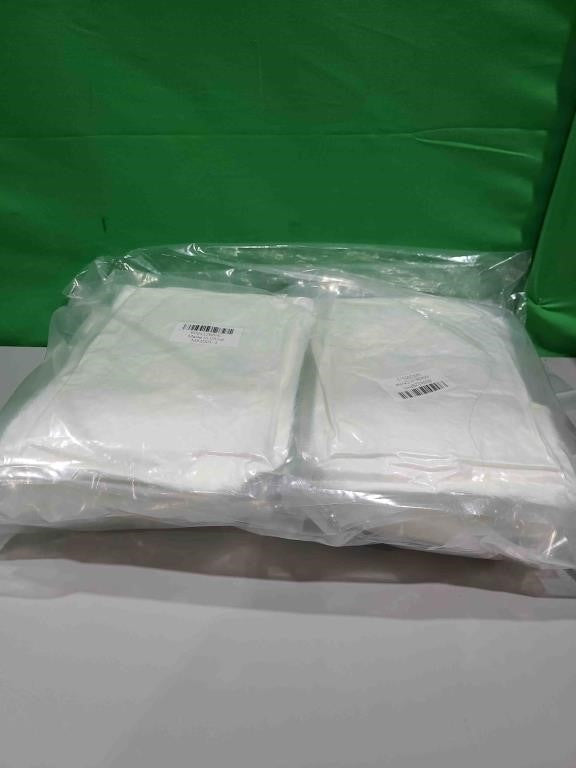 TENNOLA 15.7 Inch Small Fur Rug Rou