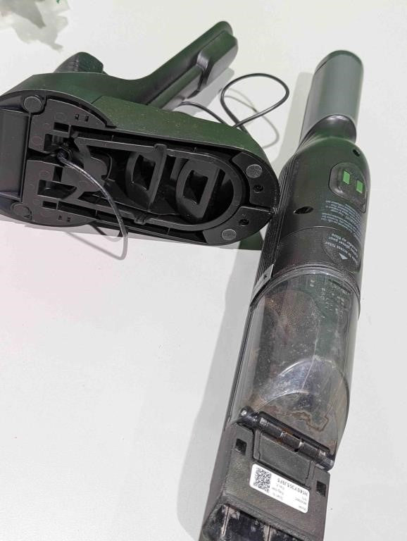 Shark WANDVAC Handheld Vacuum WV200C