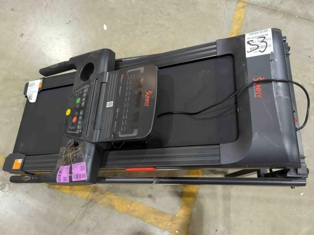 Treadmill w/Shock Absorption 16" Running Surface, #SF-T724012