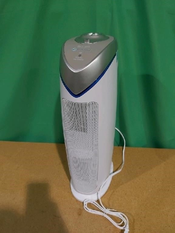 GermGuardian Air Purifier AC4825W, 4-in-1