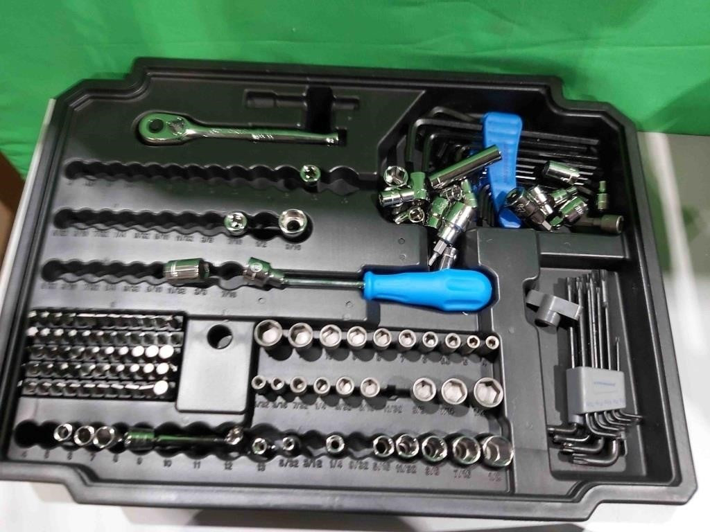 GearWrench Mechanics Tool Set in 3 Drawer Storage Box, 200+ Pieces