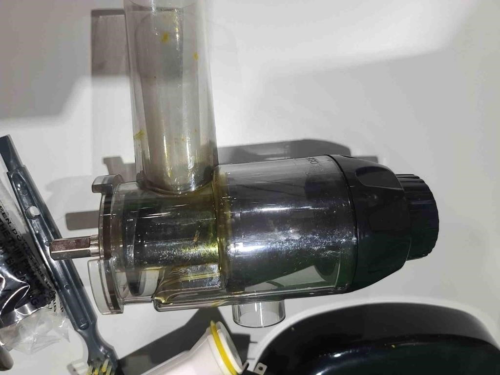 Omega J8006HDC Cold Press Juicer Machine, Veg