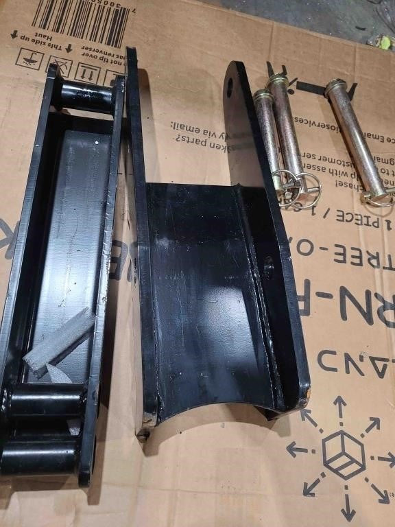 VEVOR 18" Backhoe Thumb, 1/2" Teeth Thickness Heavy Duty Excavator Thumb