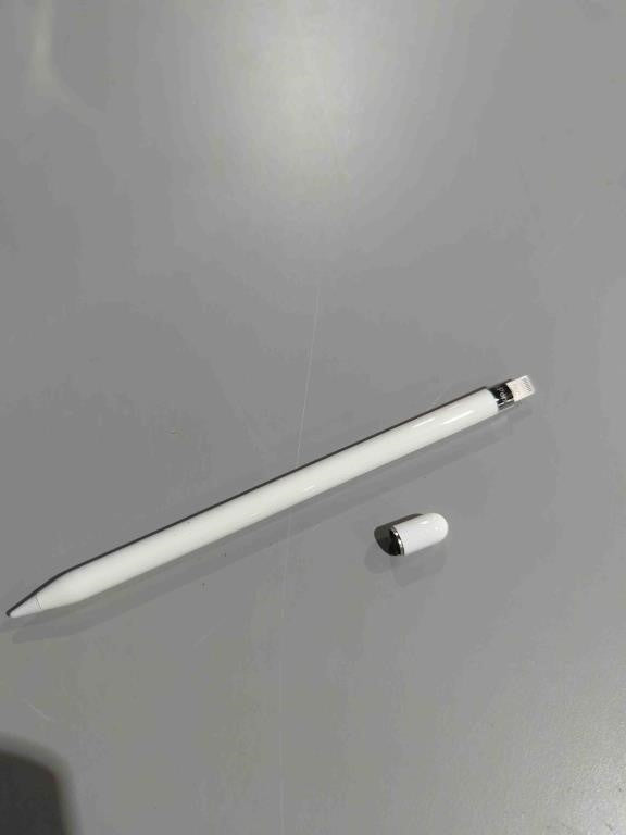 Apple - Pencil (1st Generation), Pairs And Charges via Lightning, White