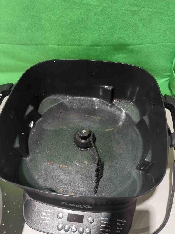 STIRMAX PLUS 7.5 Quart Digital Multi-Cooker with Automatic Paddle to Stir and Shred