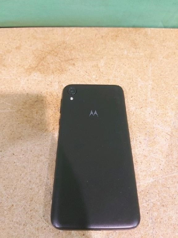 Motorola Moto E6 16GB, 5.5" Display, Blac