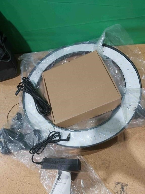 19 inch Ring Light with Stand and Phone H