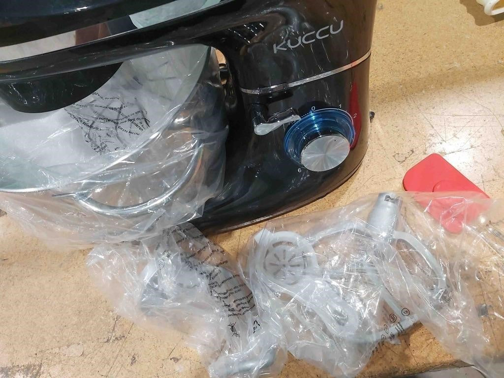 KUCCU Stand Mixer, 6.5 Qt 660W, 6-Speed